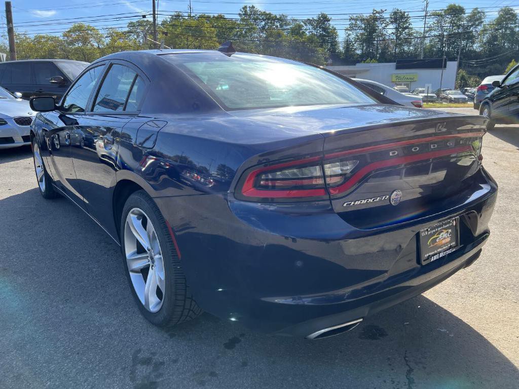 2017 Dodge Charger Image 10
