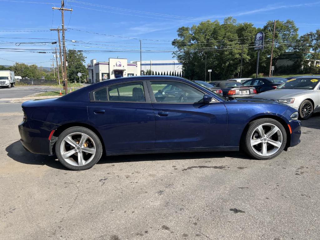 2017 Dodge Charger Image 17