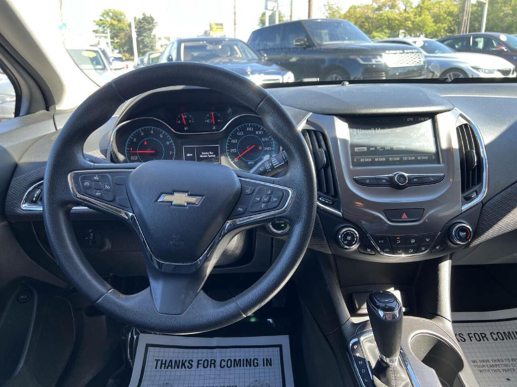 2016 Chevrolet Cruze Image 48