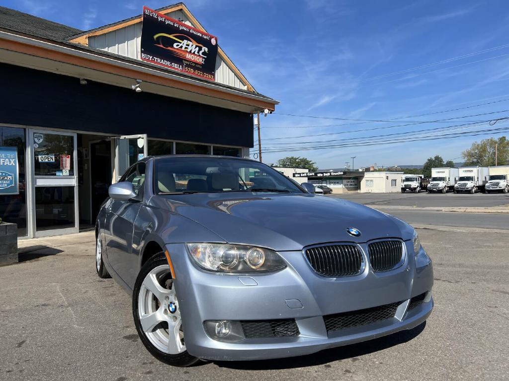 2010 BMW 3 Series Image 1