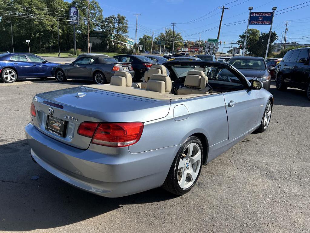 2010 BMW 3 Series Image 43