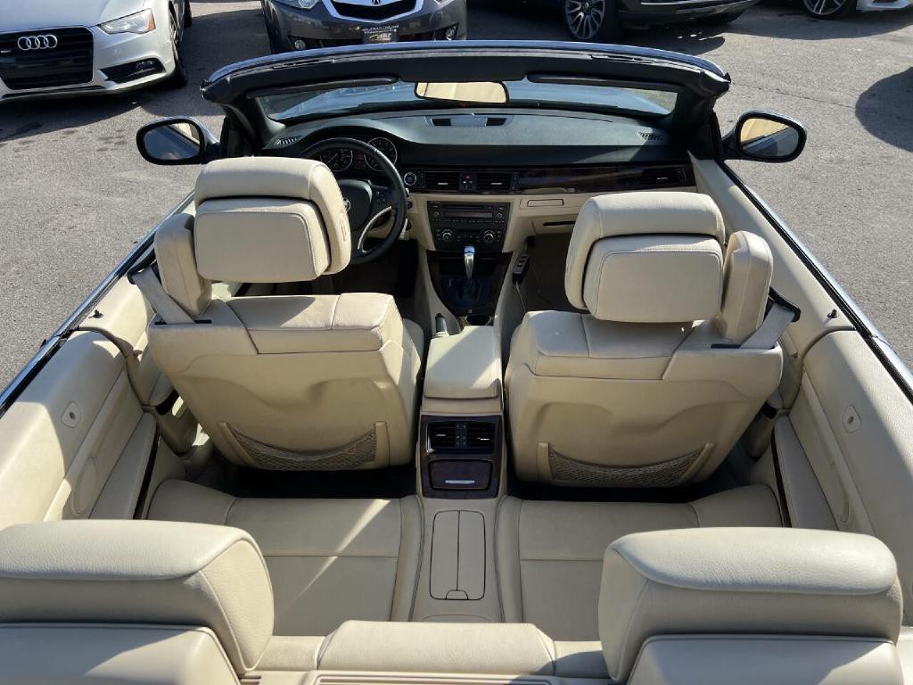 2010 BMW 3 Series Image 44