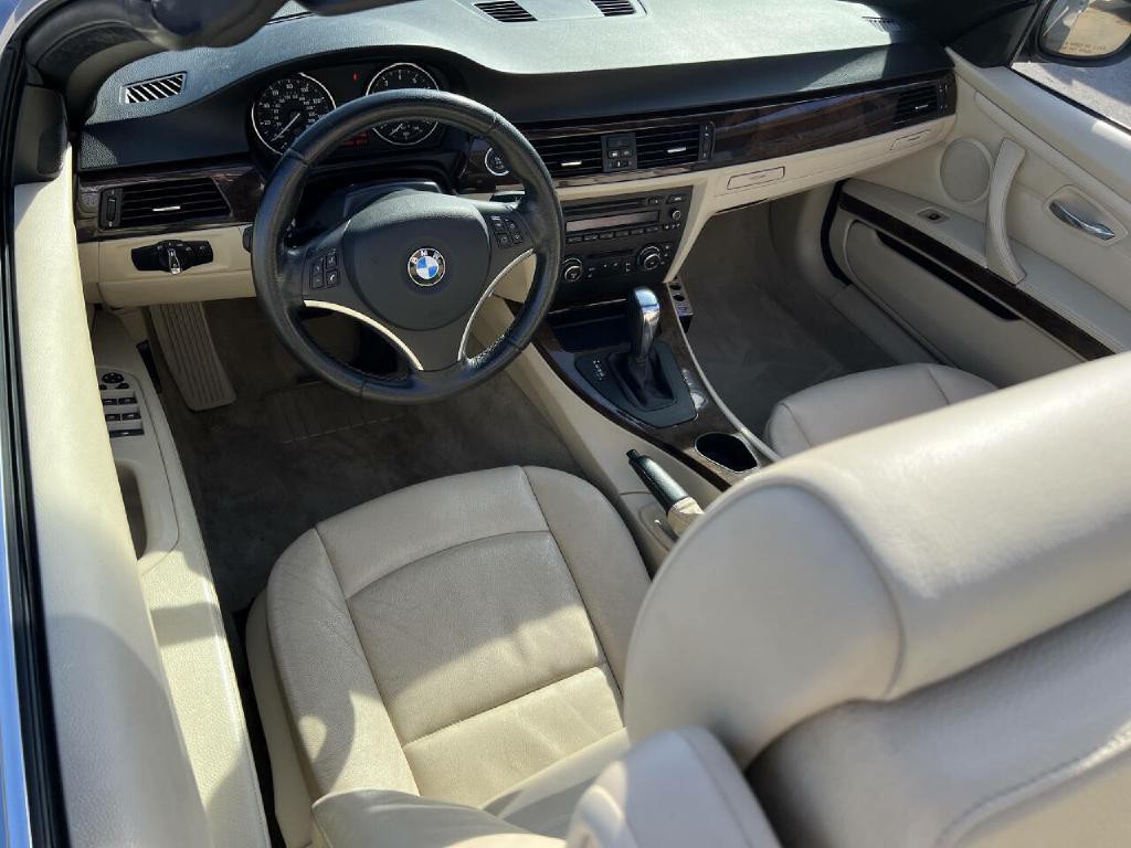 2010 BMW 3 Series Image 47
