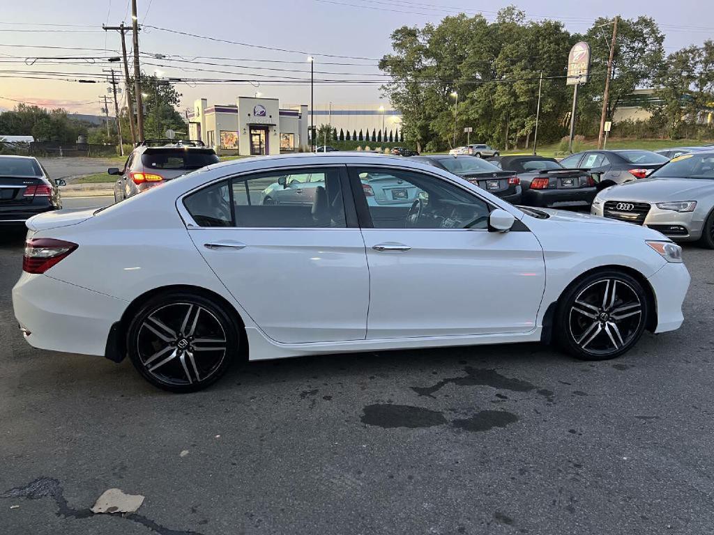2016 Honda Accord Image 13