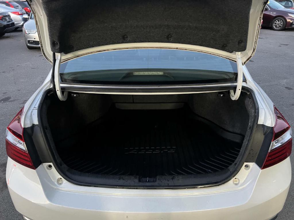 2016 Honda Accord Image 24