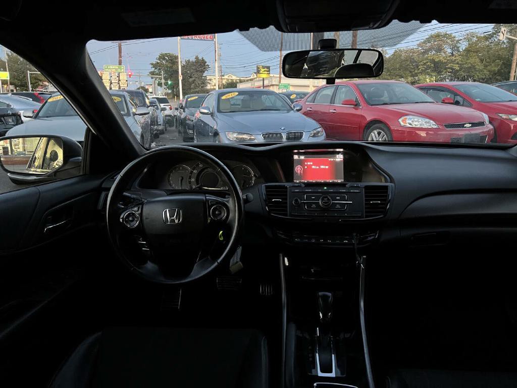 2016 Honda Accord Image 44