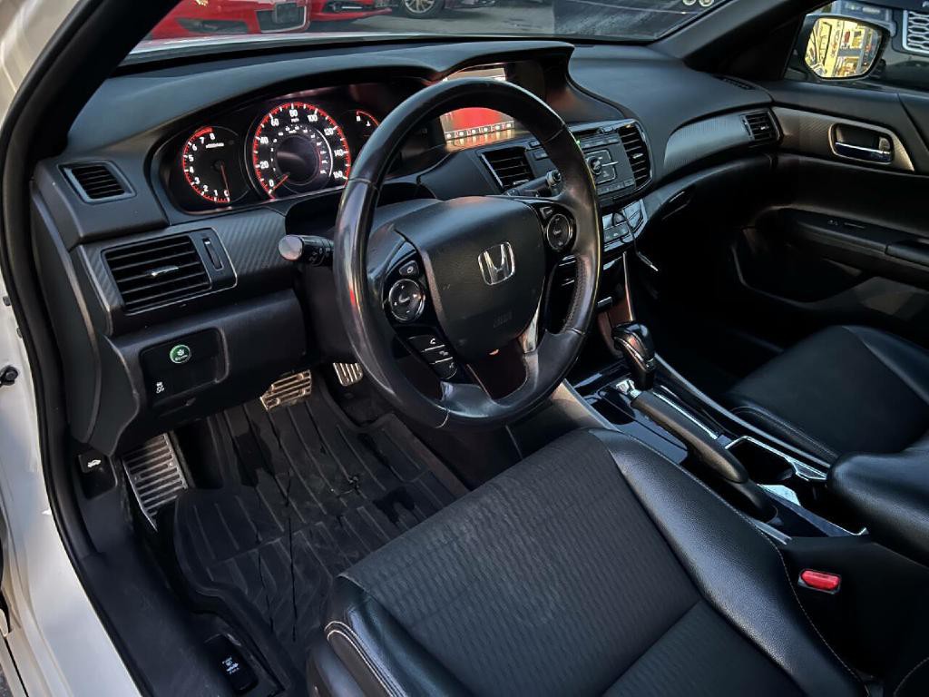 2016 Honda Accord Image 48