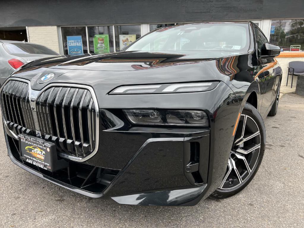 2025 BMW 7 Series Image 8