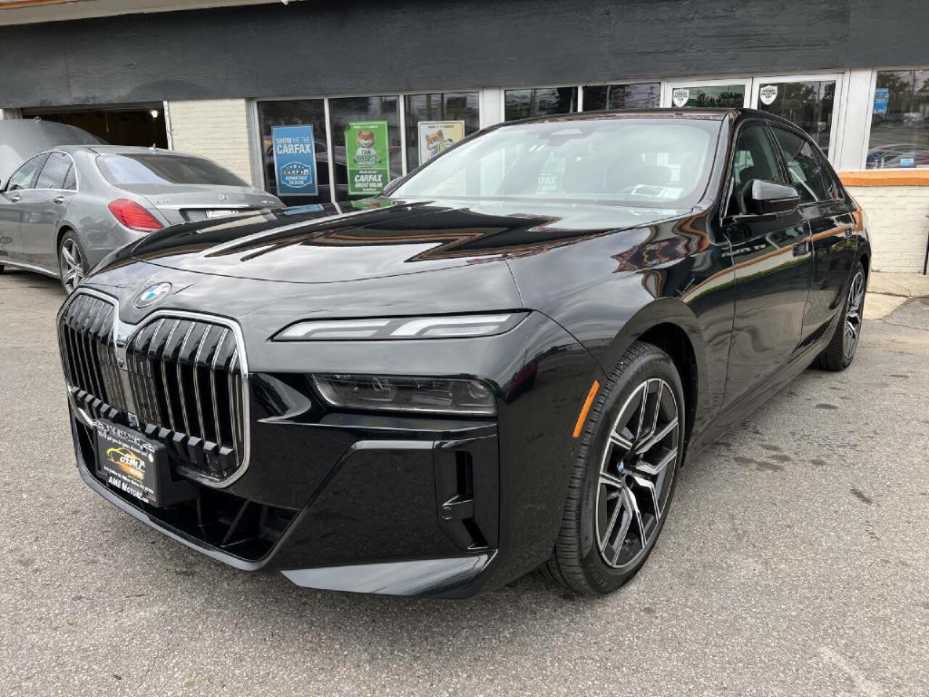 2025 BMW 7 Series Image 19