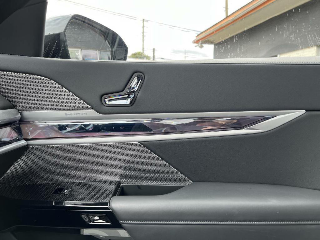 2025 BMW 7 Series Image 79