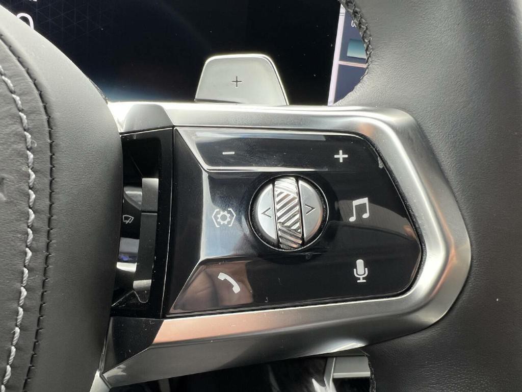 2025 BMW 7 Series Image 81