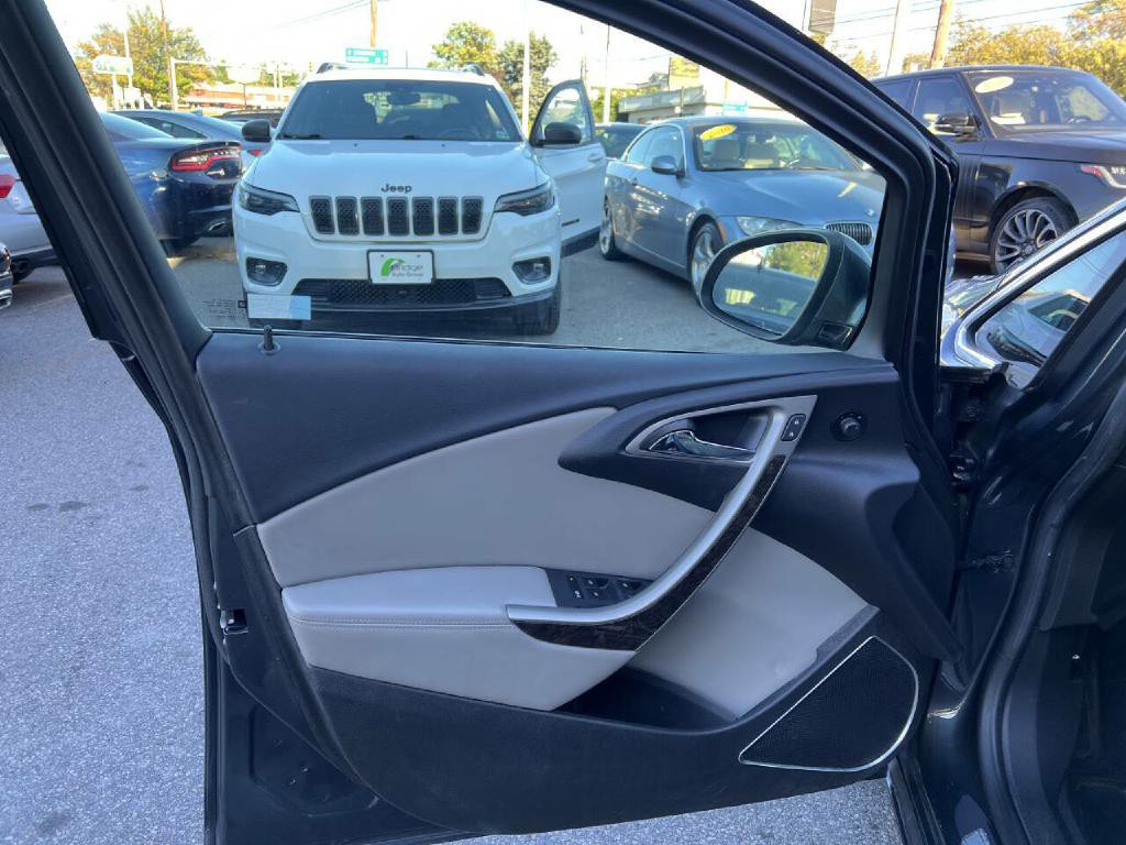 2012 Buick Verano Image 30