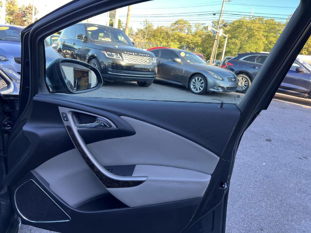2012 Buick Verano Image 38