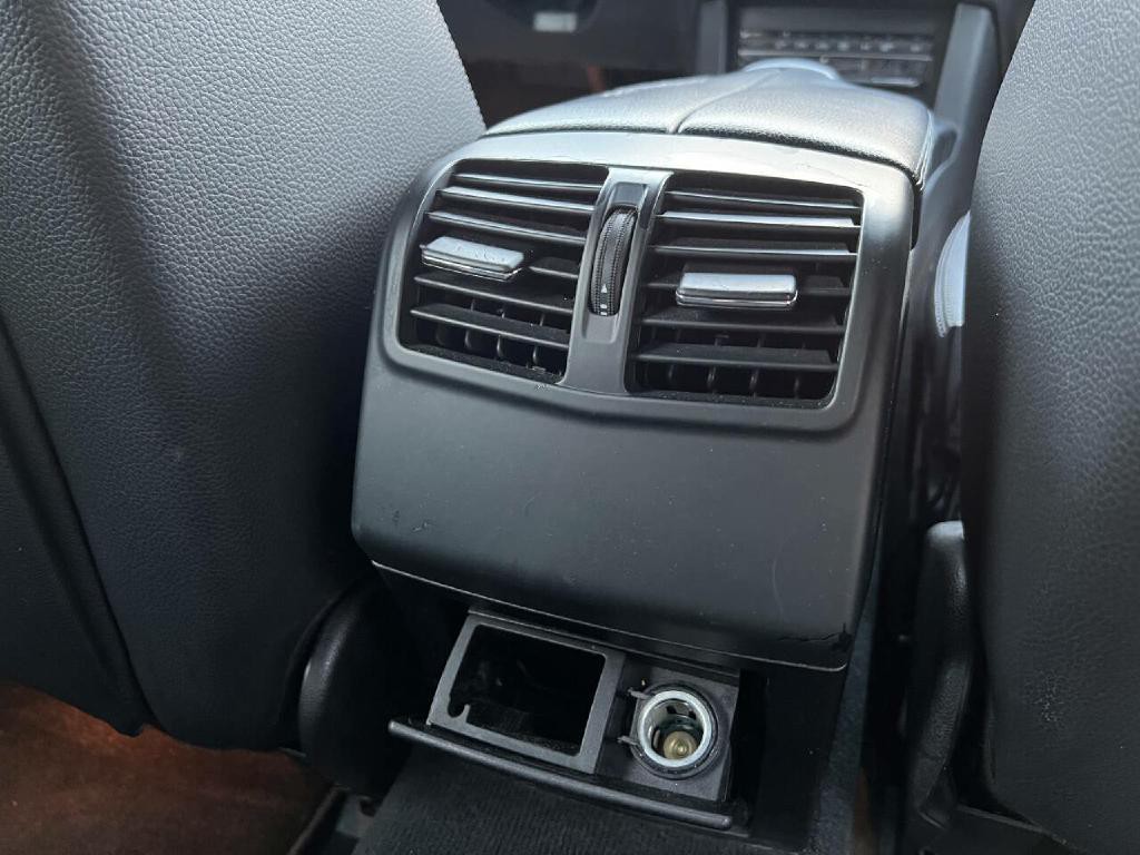 2014 Mercedes-Benz E-Class Image 39