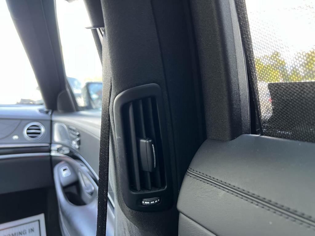 2015 Mercedes-Benz S-Class Image 60