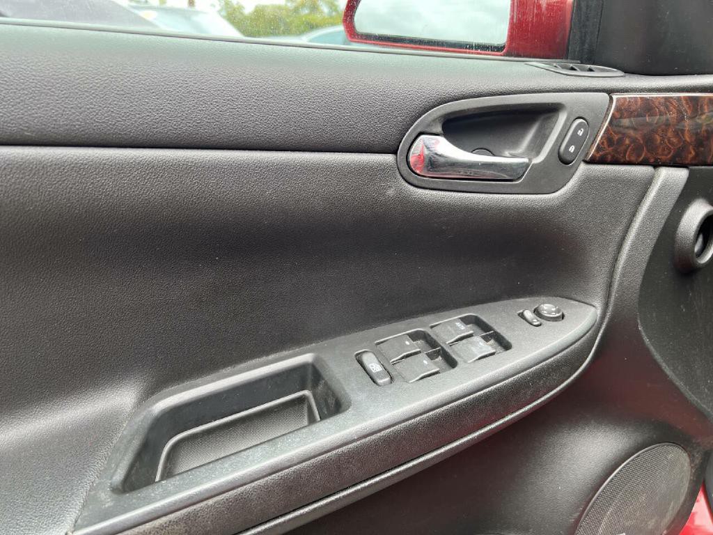 2013 Chevrolet Impala Image 25