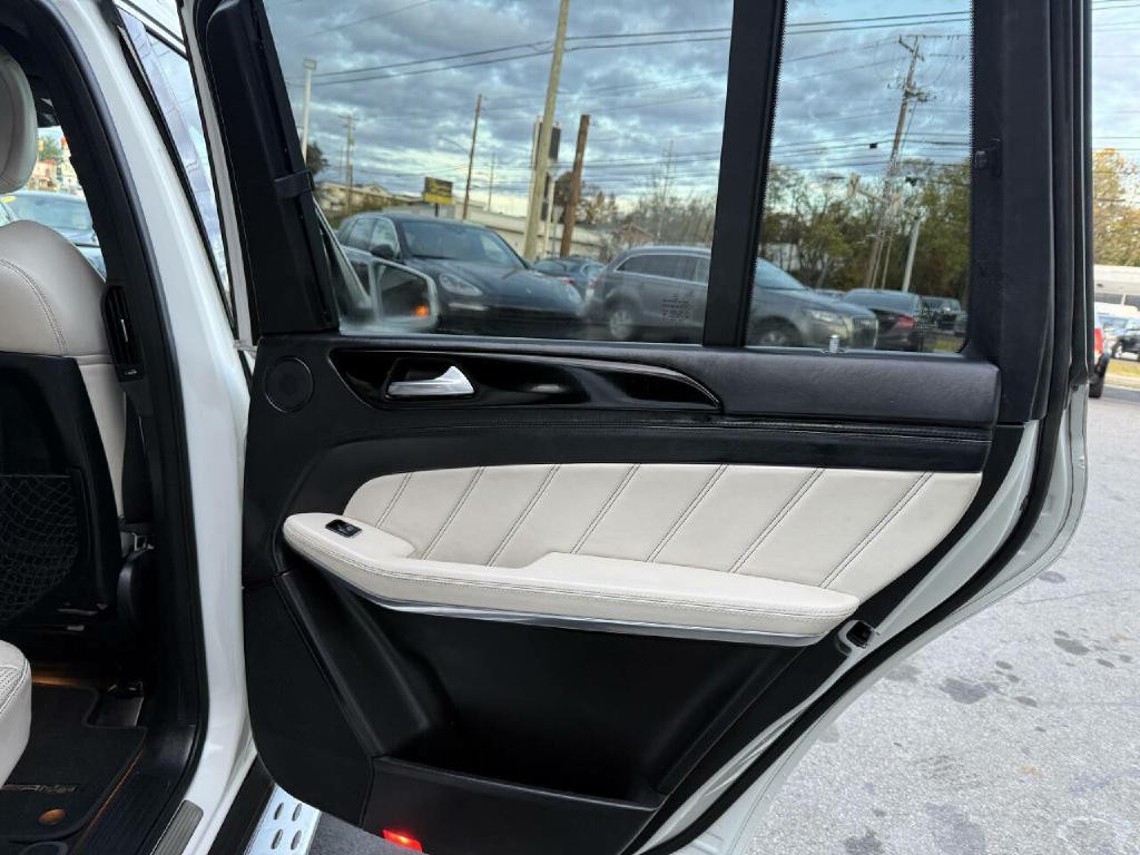 2017 Mercedes-Benz GLS-Class Image 42