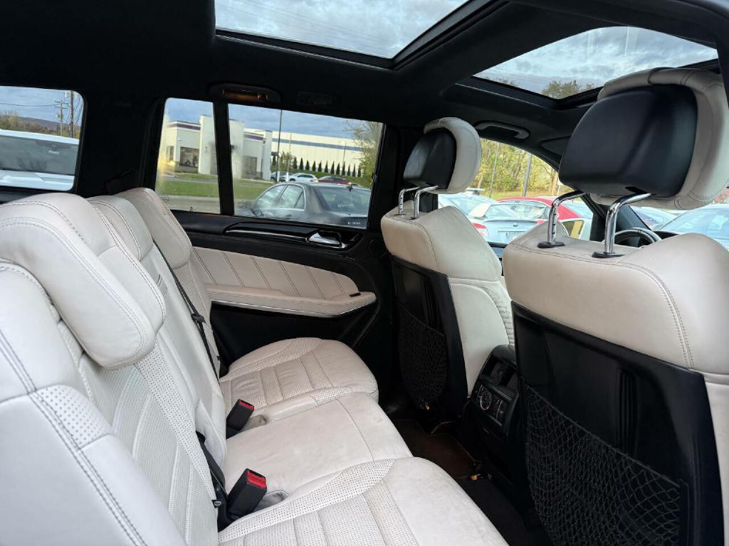 2017 Mercedes-Benz GLS-Class Image 53