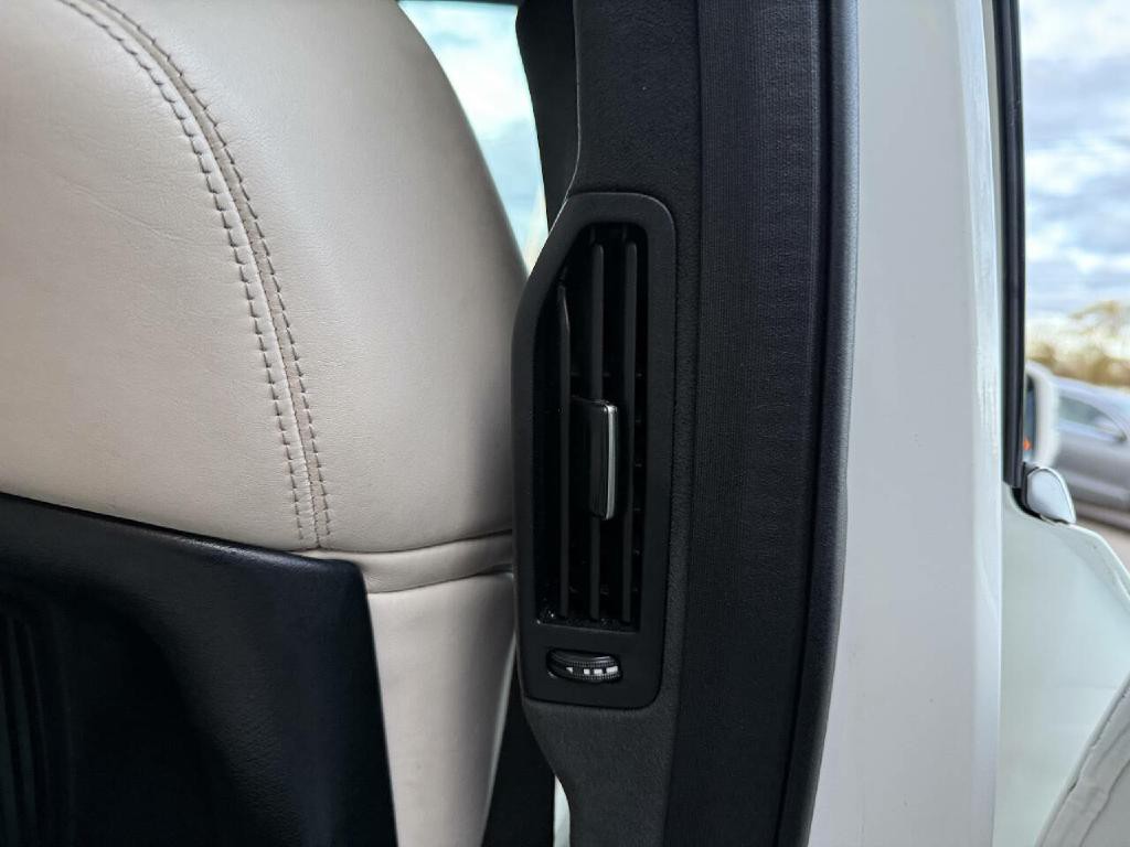 2017 Mercedes-Benz GLS-Class Image 54