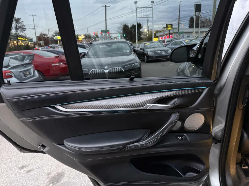 2018 BMW X5 Image 40