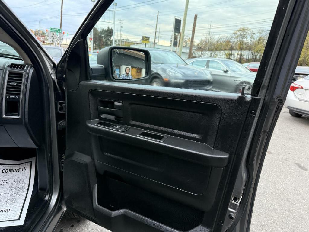 2013 RAM 1500 Image 31