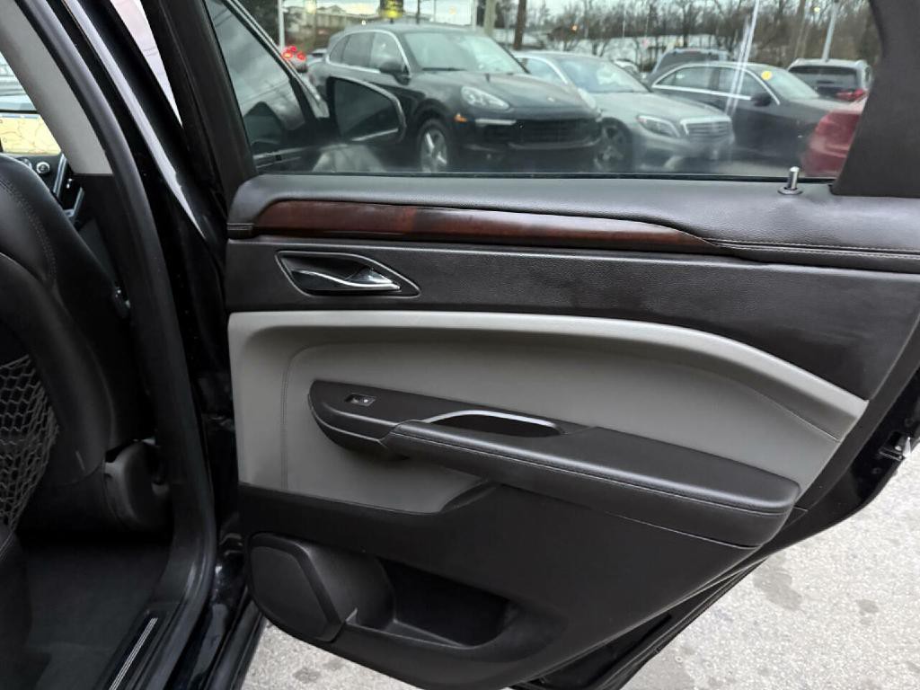 2011 Cadillac SRX Image 19
