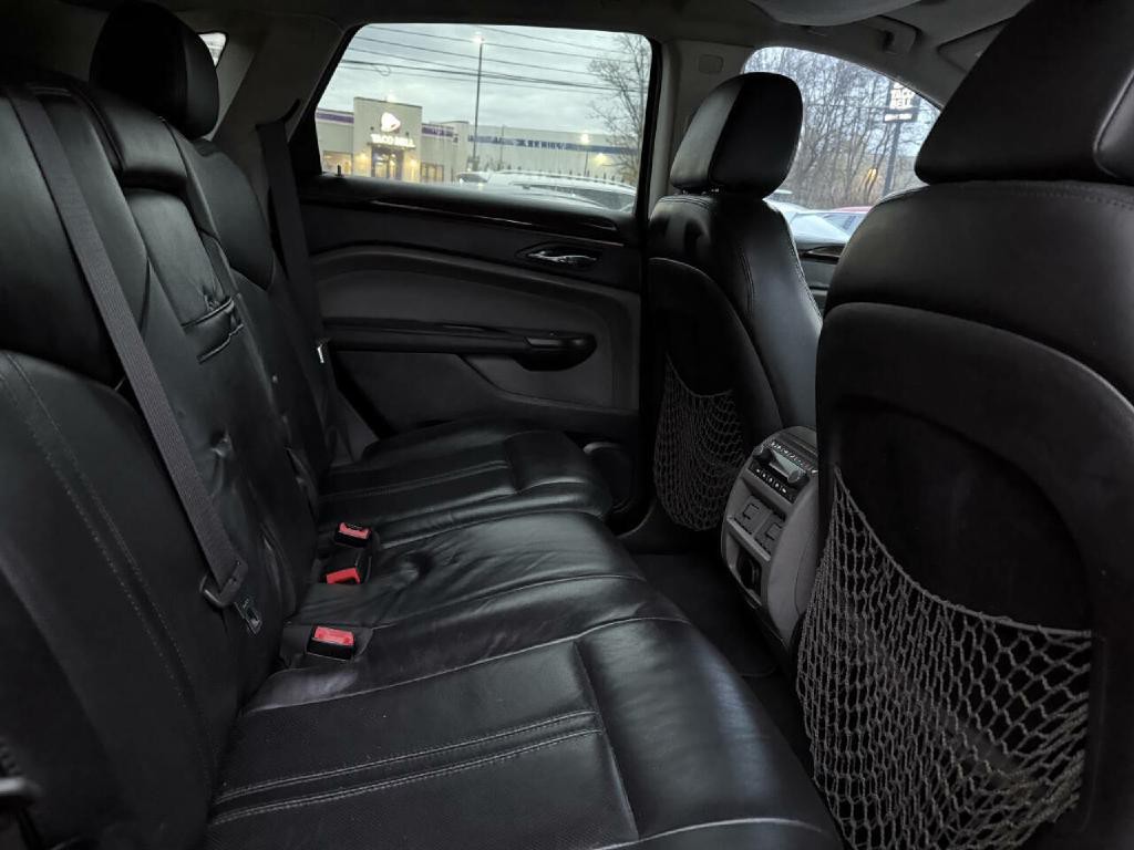 2011 Cadillac SRX Image 28
