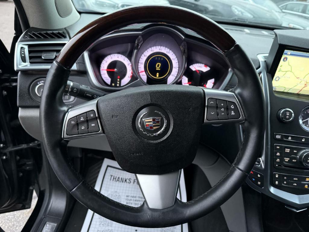 2011 Cadillac SRX Image 39
