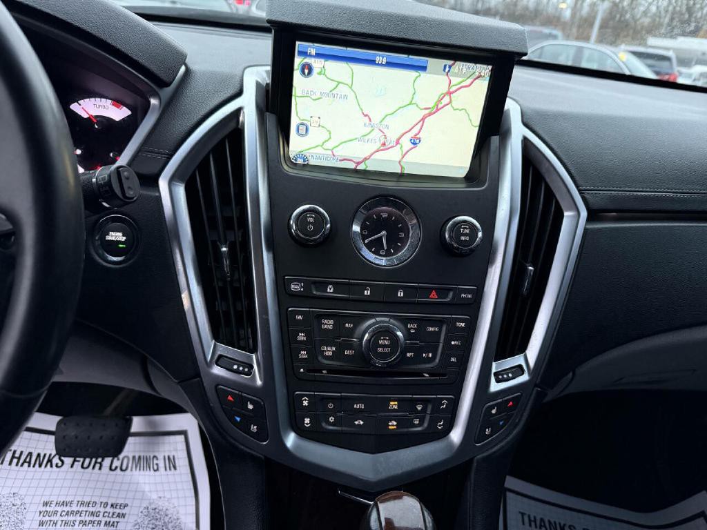 2011 Cadillac SRX Image 40