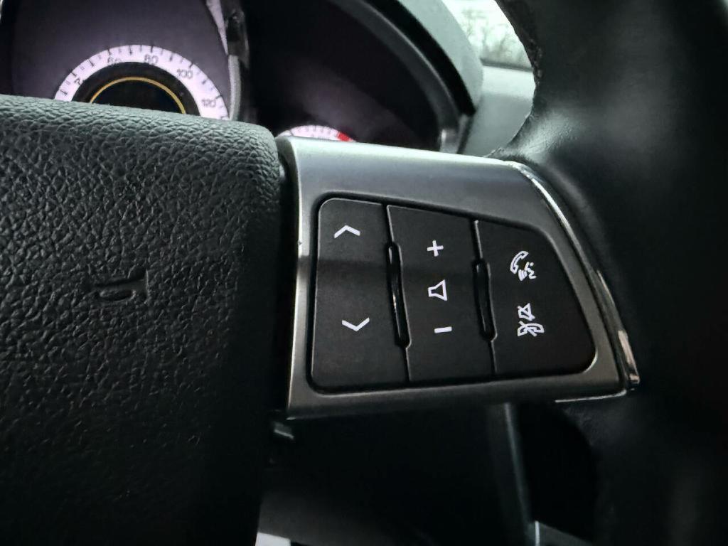 2011 Cadillac SRX Image 44