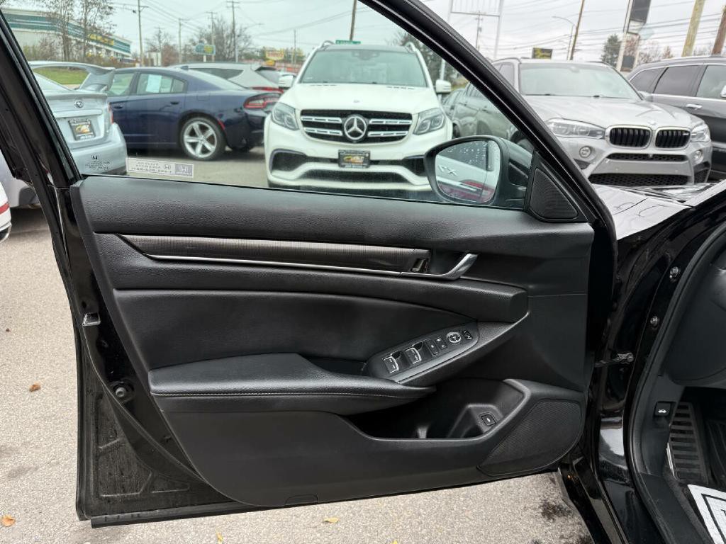 2022 Honda Accord Image 33