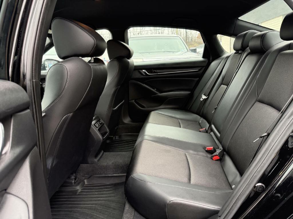 2022 Honda Accord Image 37