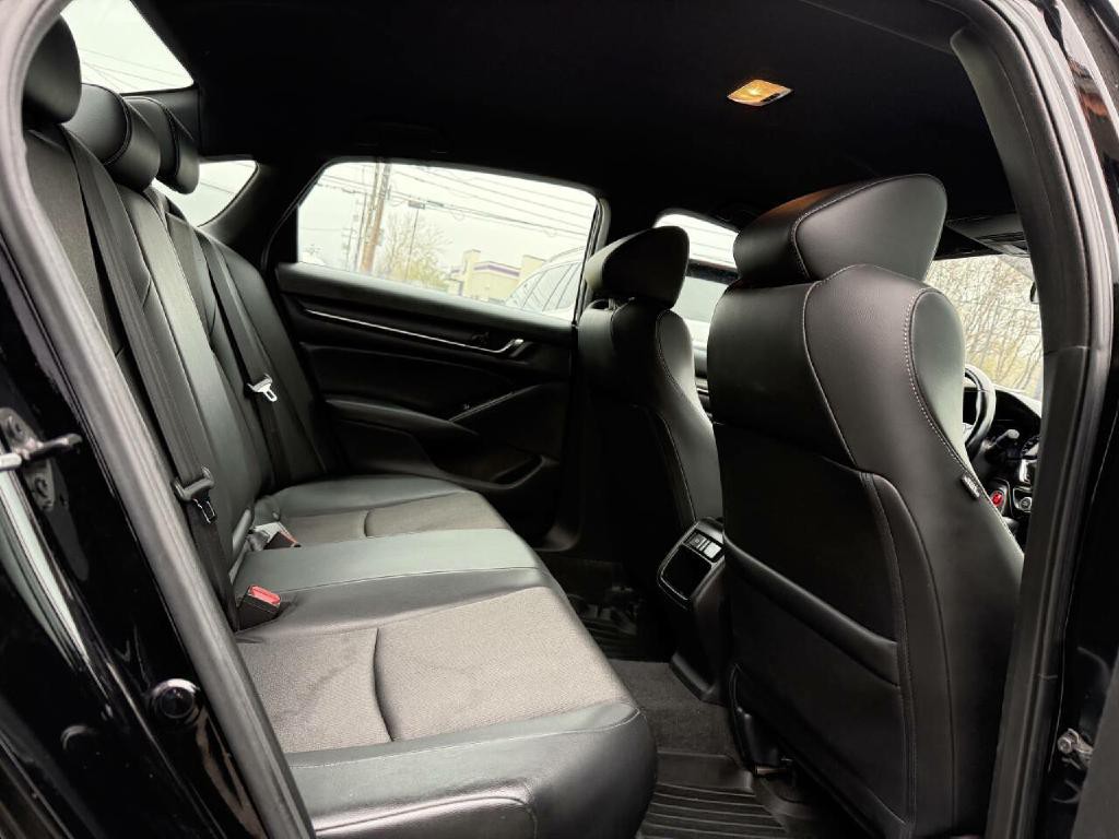 2022 Honda Accord Image 41