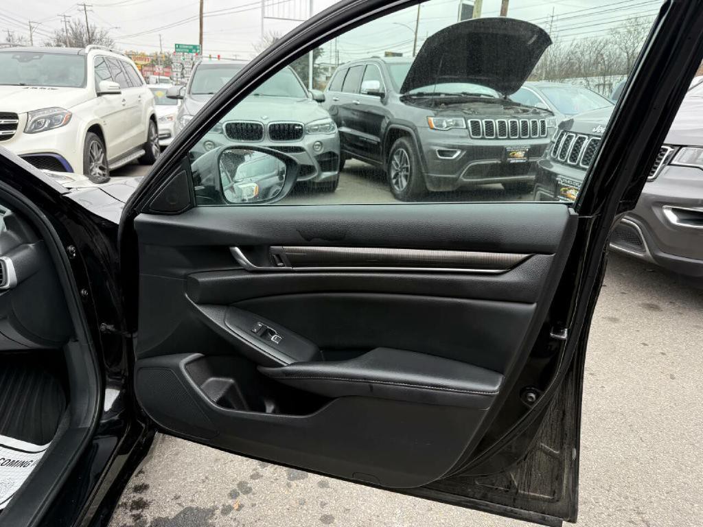 2022 Honda Accord Image 47