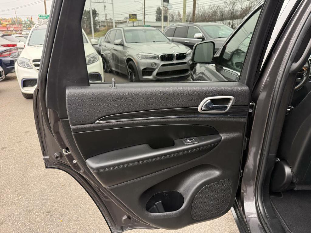 2020 Jeep Grand Cherokee Image 38