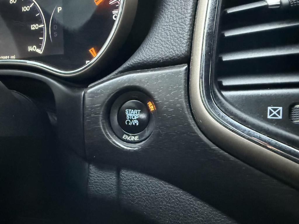 2015 Jeep Grand Cherokee Image 24