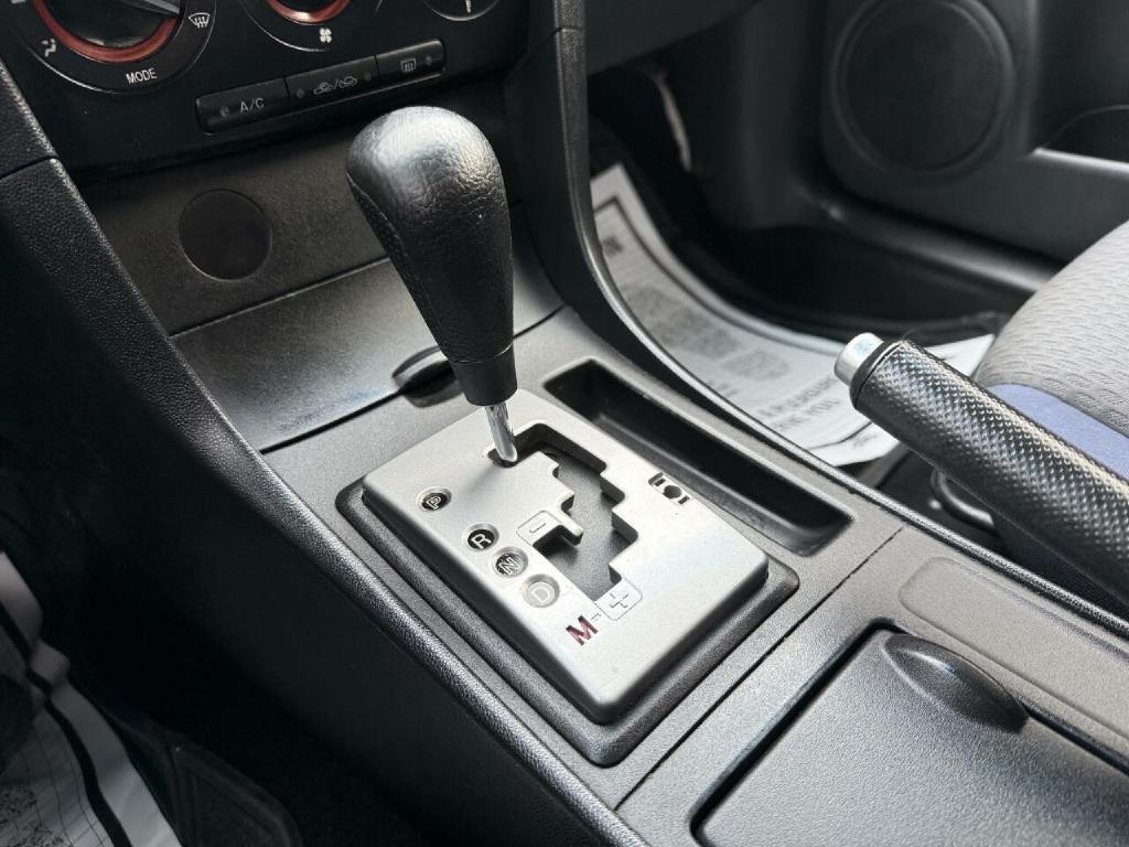 2005 Mazda Mazda3 Image 37