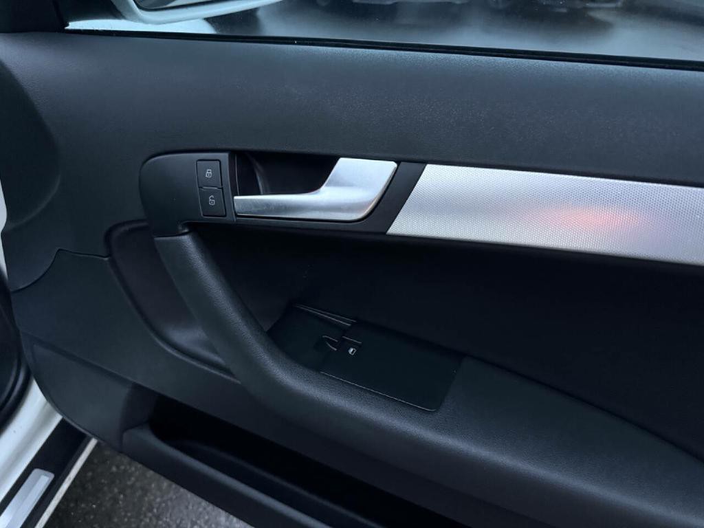 2010 Audi A3 Image 30