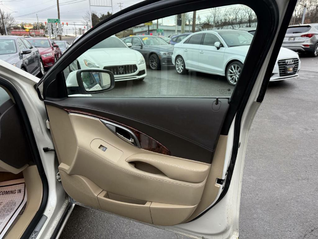 2013 Buick Lacrosse Image 33