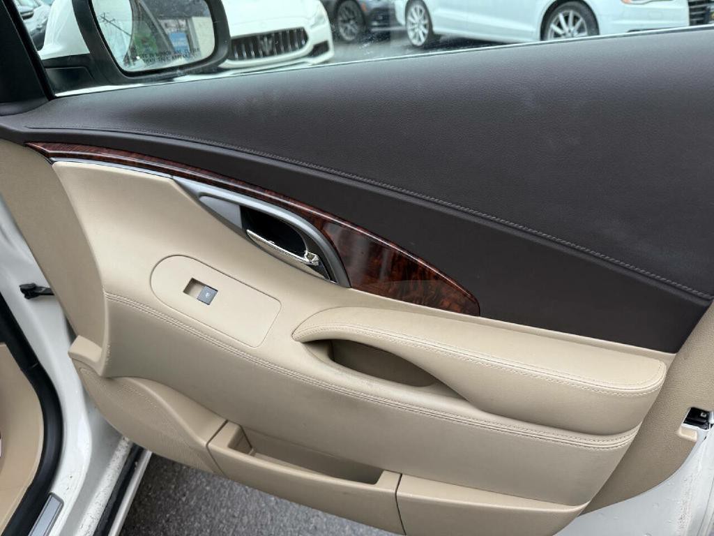 2013 Buick Lacrosse Image 34