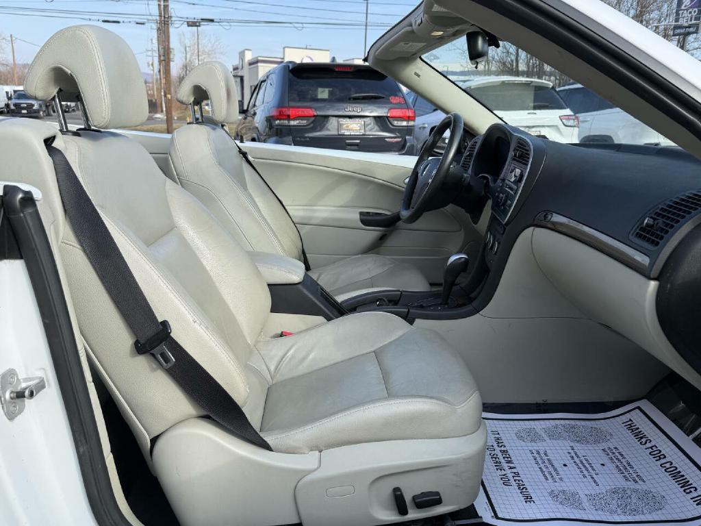 2007 Saab 9-3 Image 26