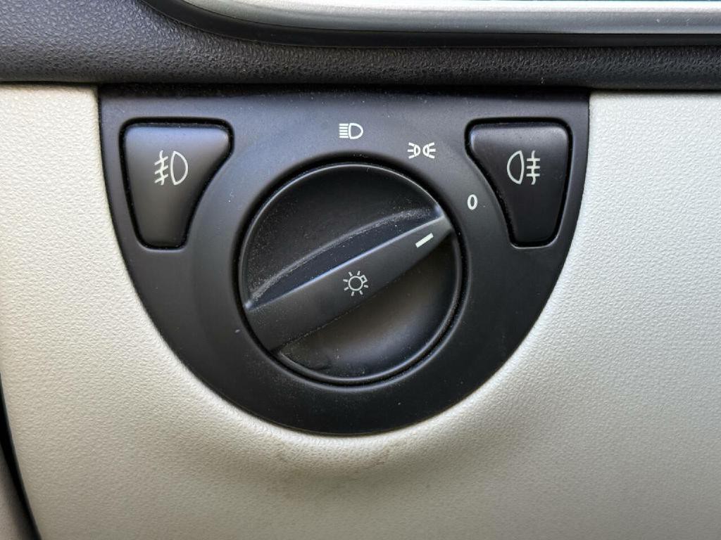 2007 Saab 9-3 Image 40