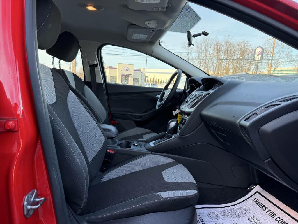 2014 Ford Focus Image 28