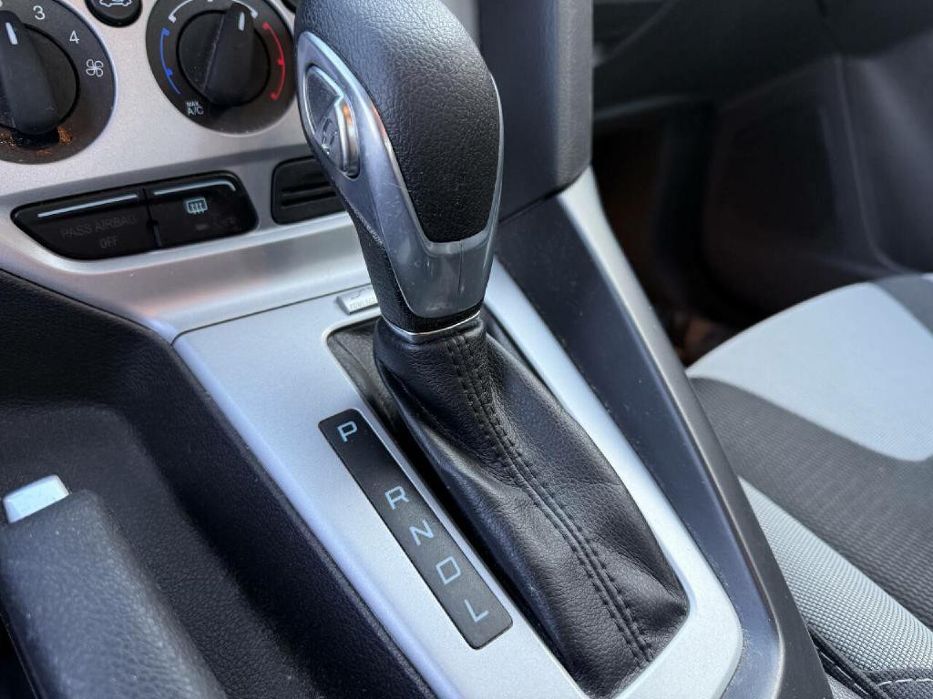 2014 Ford Focus Image 40