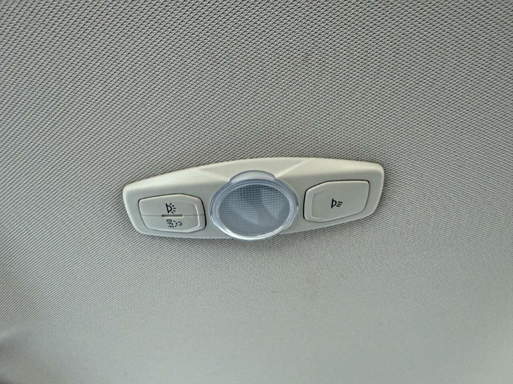 2014 Ford Focus Image 45