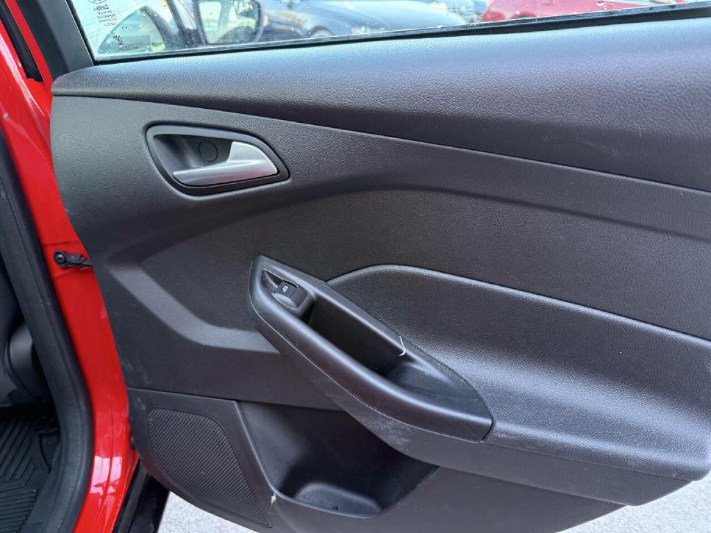 2014 Ford Focus Image 47