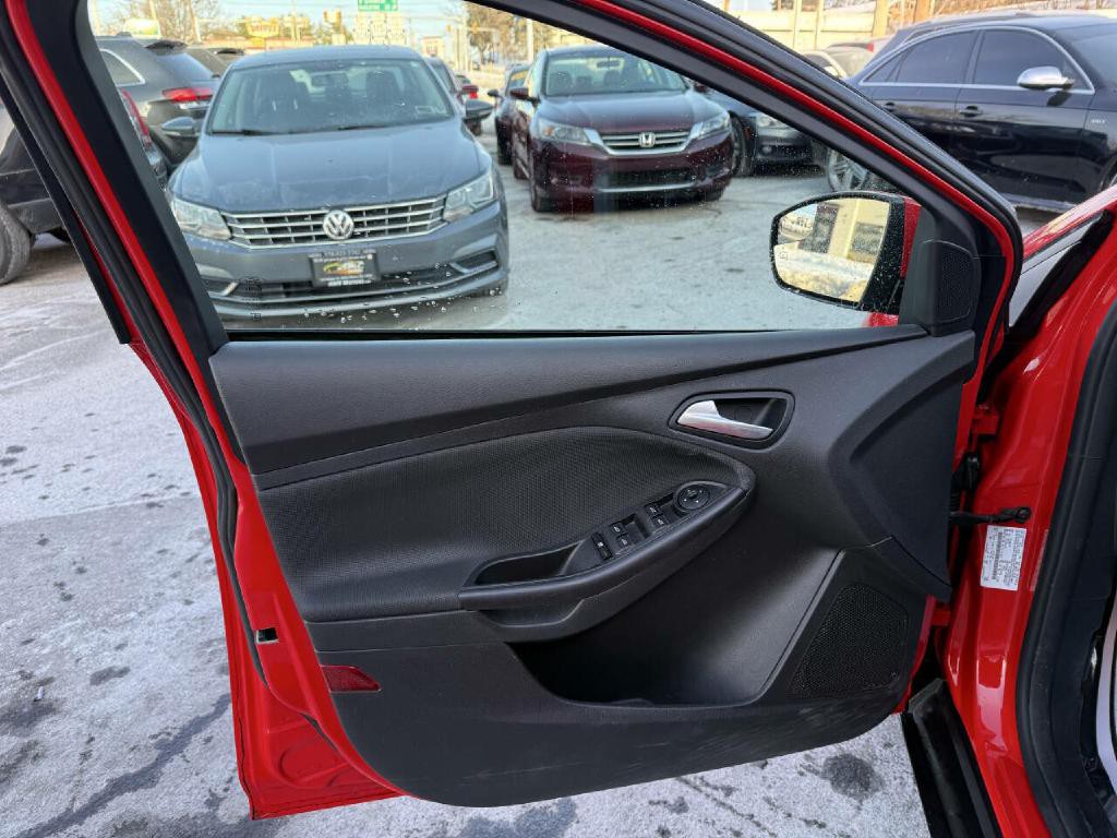 2014 Ford Focus Image 54