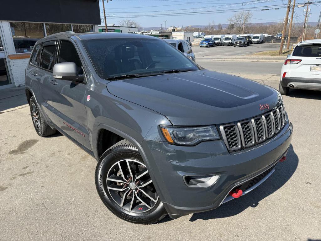 2017 Jeep Grand Cherokee Image 3