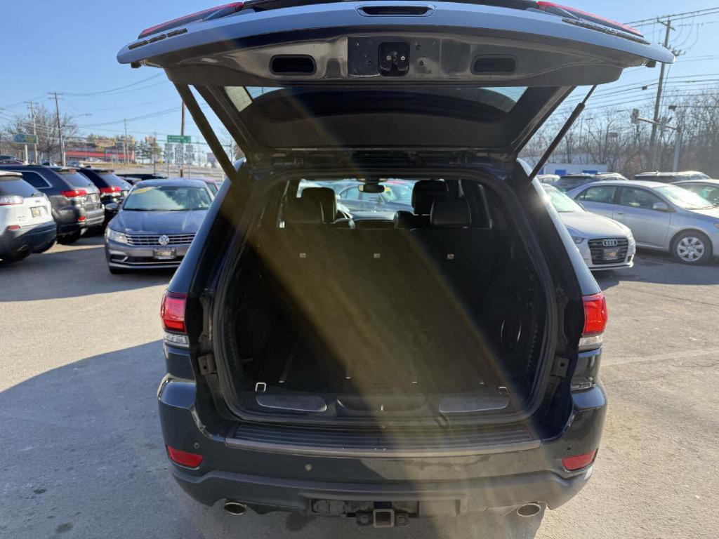 2017 Jeep Grand Cherokee Image 19