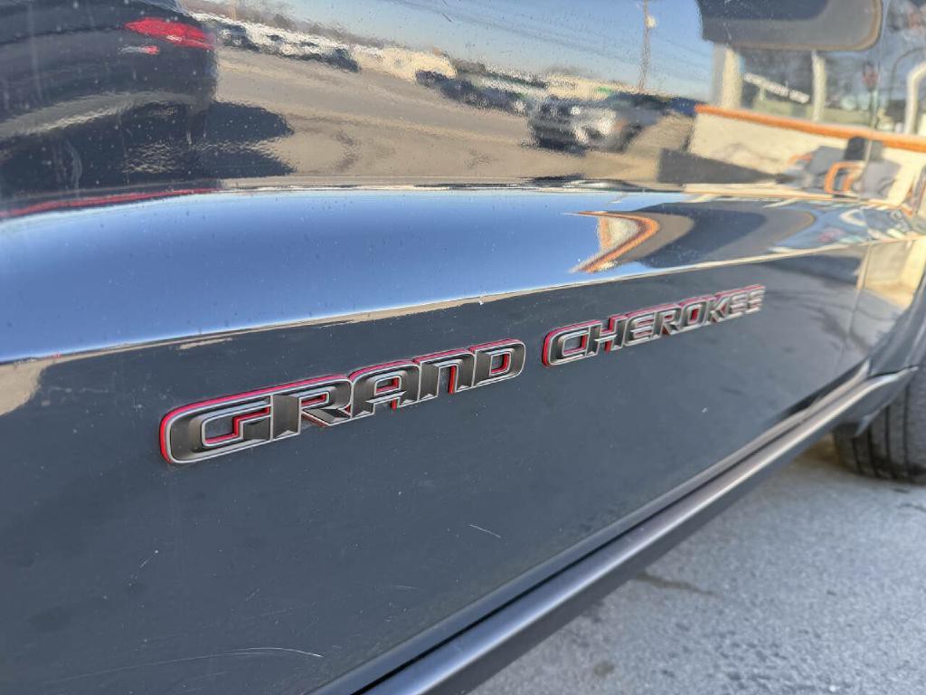 2017 Jeep Grand Cherokee Image 31